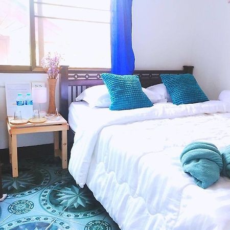 Sister House Chiangmai (Adults Only) Bed and Breakfast Chiang Mai Exteriör bild