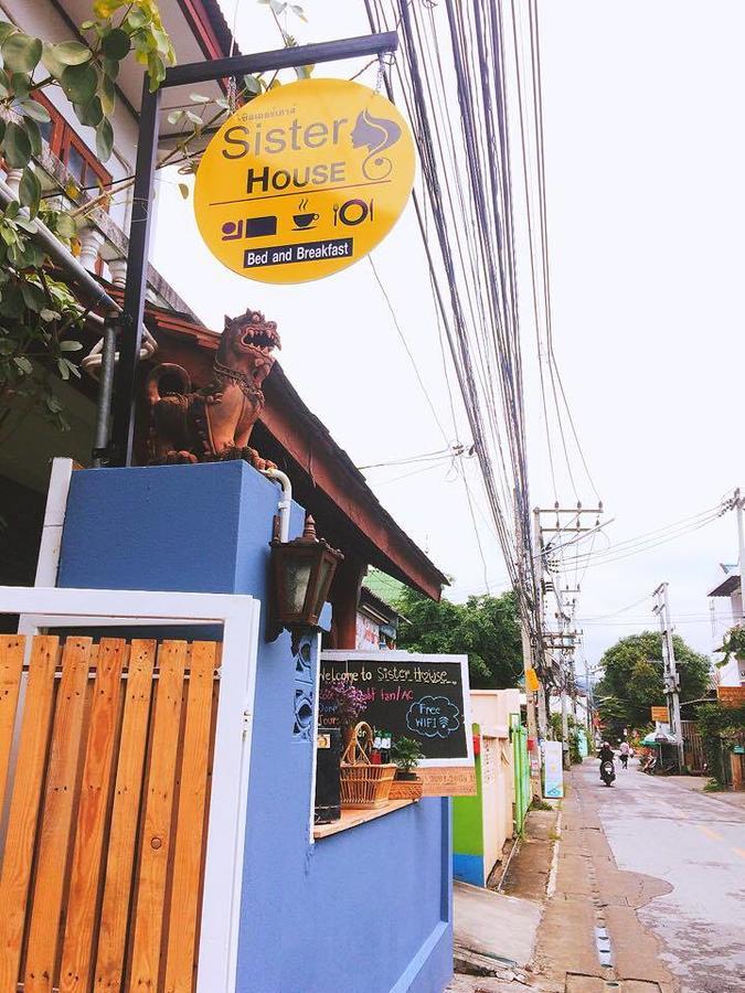 Sister House Chiangmai (Adults Only) Bed and Breakfast Chiang Mai Exteriör bild