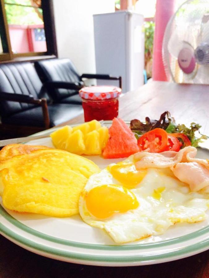 Sister House Chiangmai (Adults Only) Bed and Breakfast Chiang Mai Exteriör bild